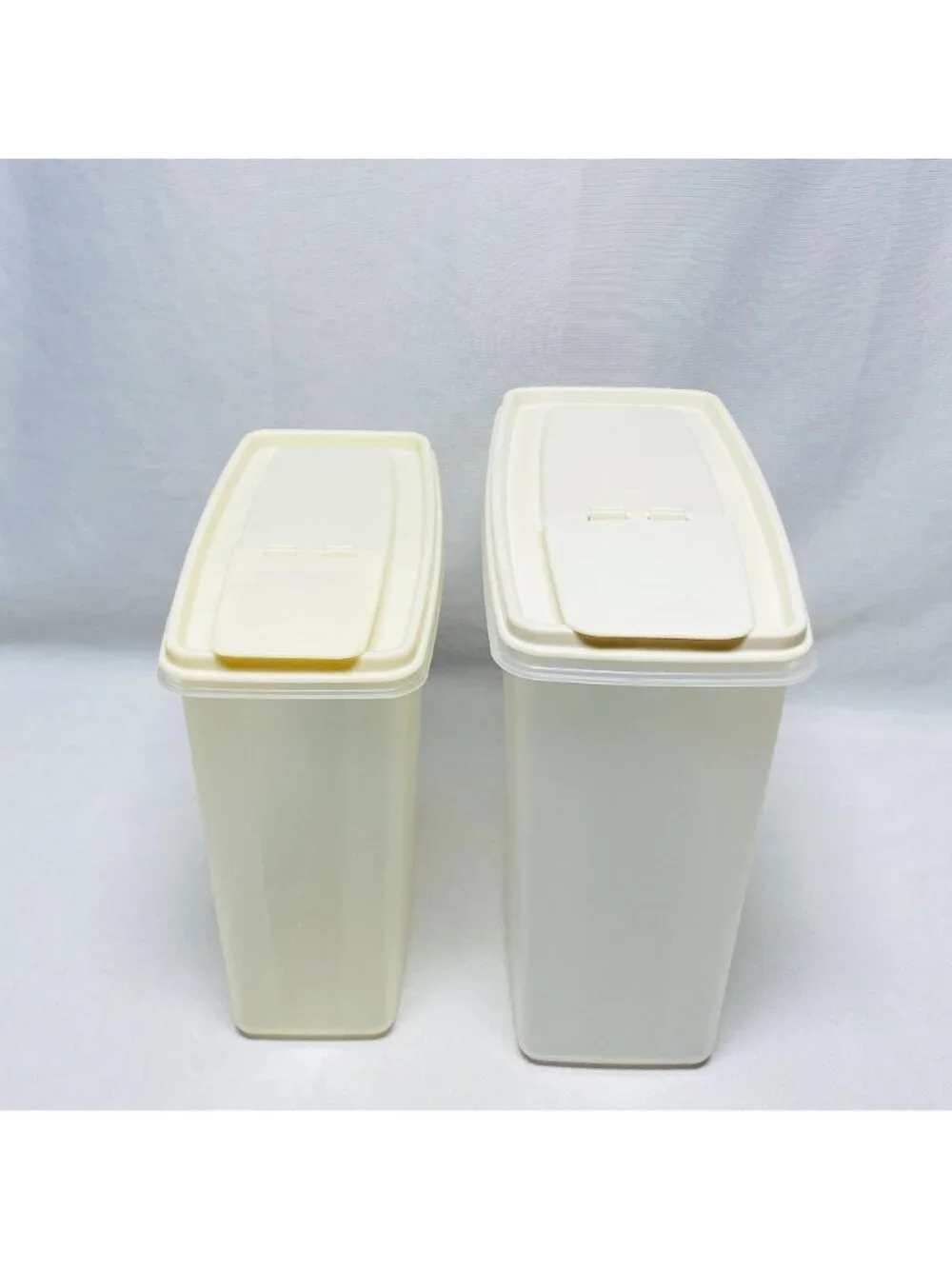 Rubbermaid Servin Saver Food Storage Containers W/ Flip-Top Lids 5.0L & 3.1L
